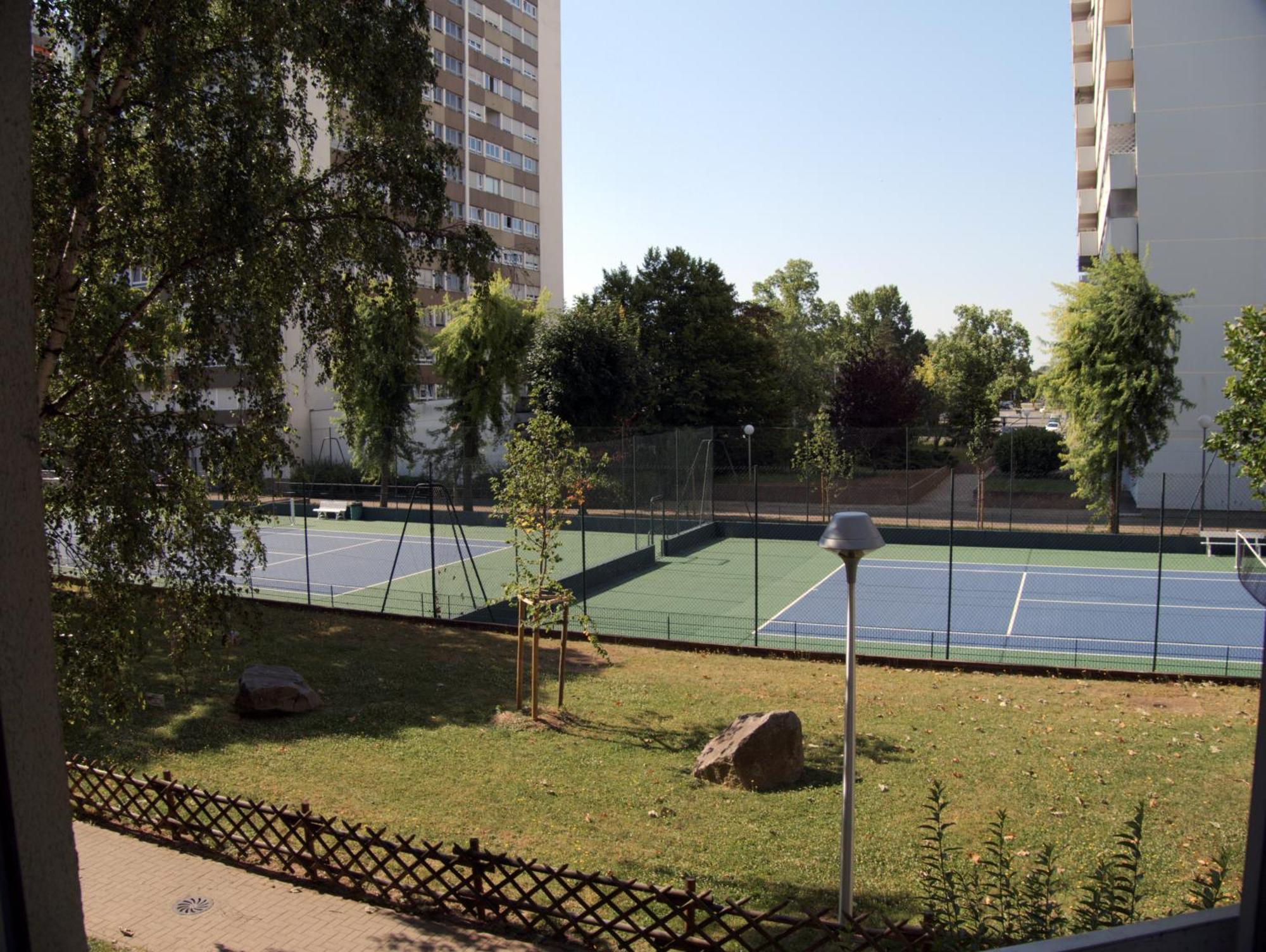 Arbres & Tennis Страсбург Экстерьер фото